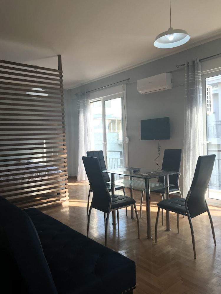 City Life Apartment In Athens Heart Экстерьер фото